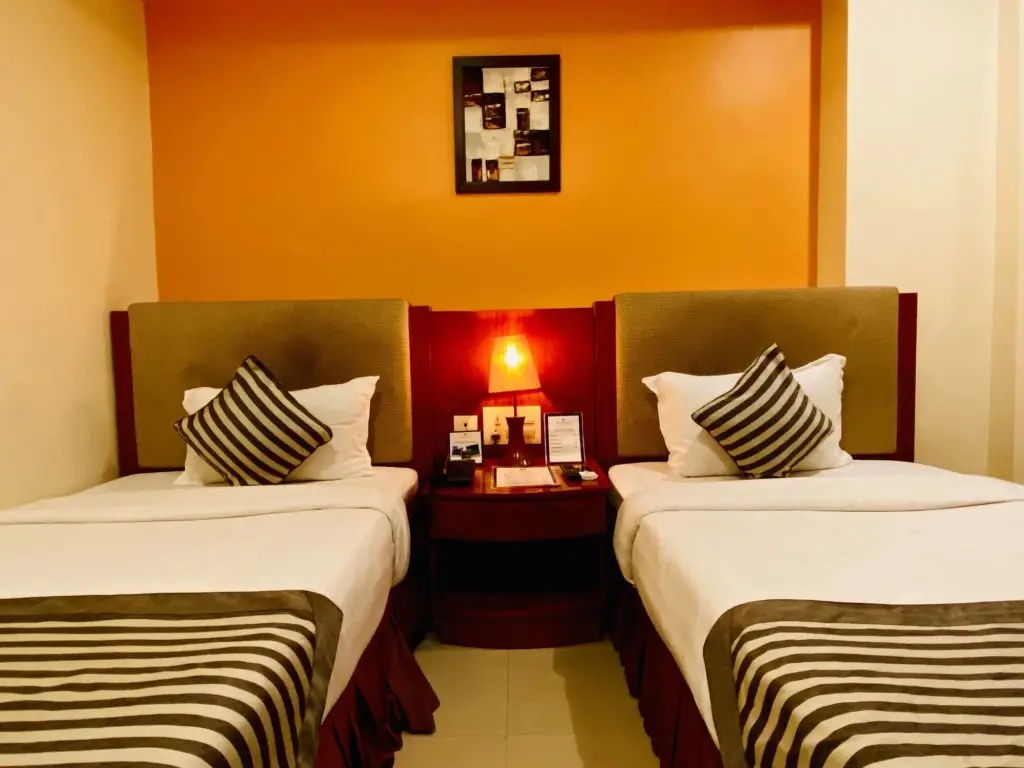 Тезпур: Hotel KRC Palace