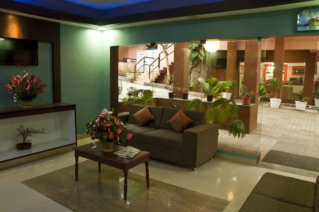 Салем: TGI STAR Holidays Yercaud