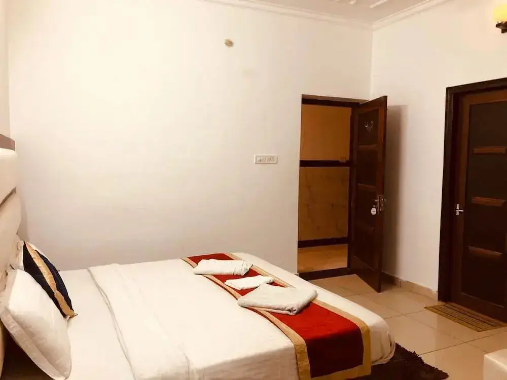 Катра: Hotel Katra Residency