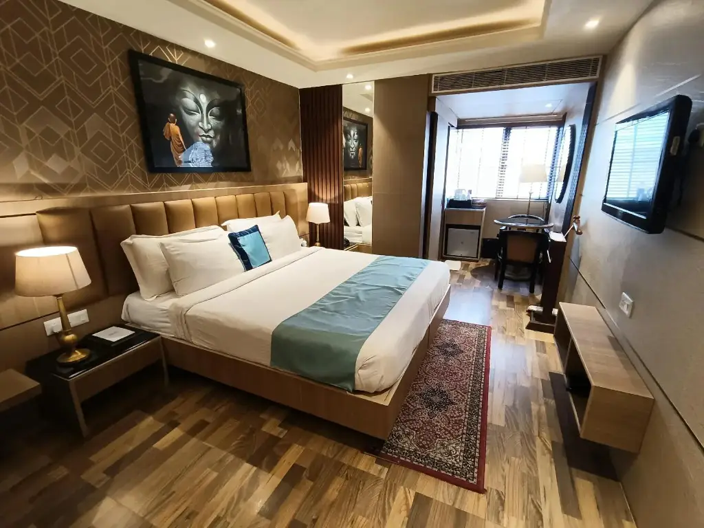 Данапур: Vatika Premier Hotel
