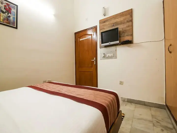 Гуруграм: OYO Premium Old Gurgaon