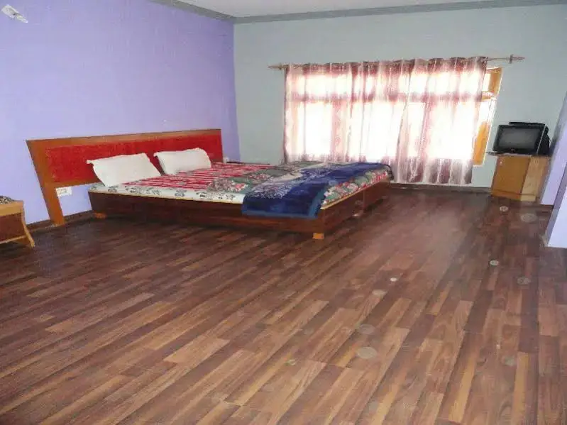 Лех: Hotel Shanti Palace
