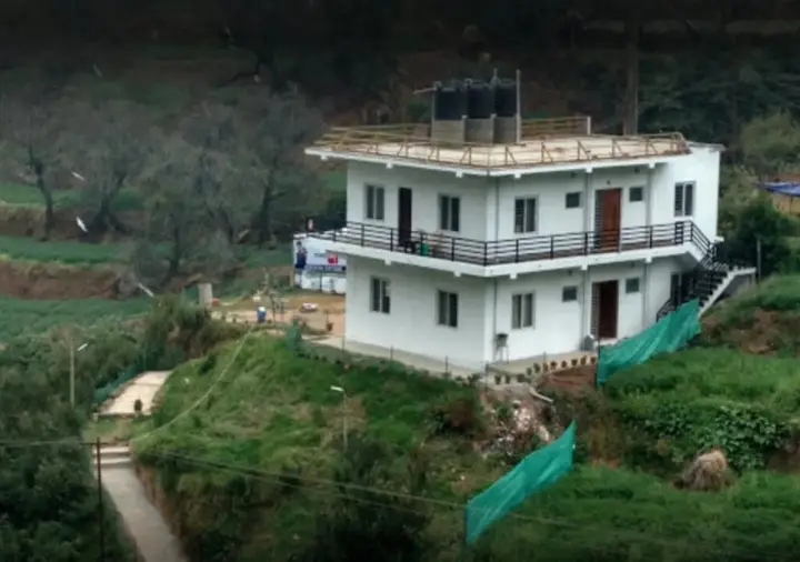 Ути: Kumaran Cottage