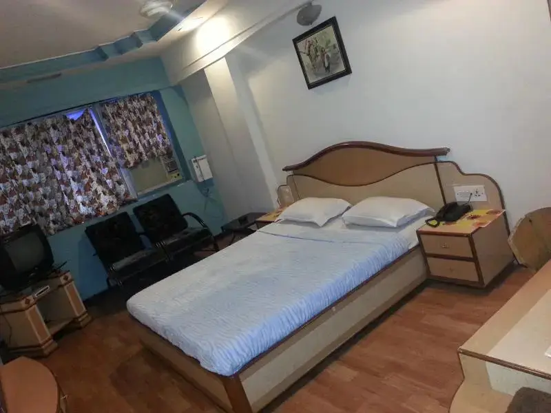 Раджкот: Hotel JMC Group