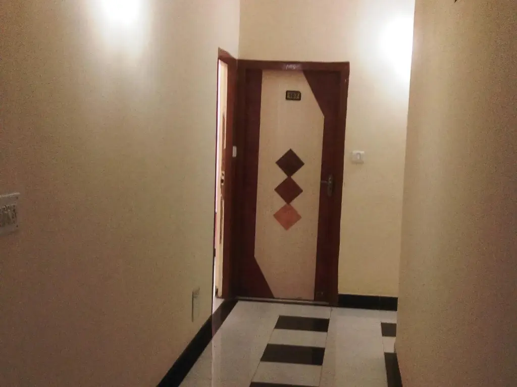Ахмедабад: Visamo Hotel