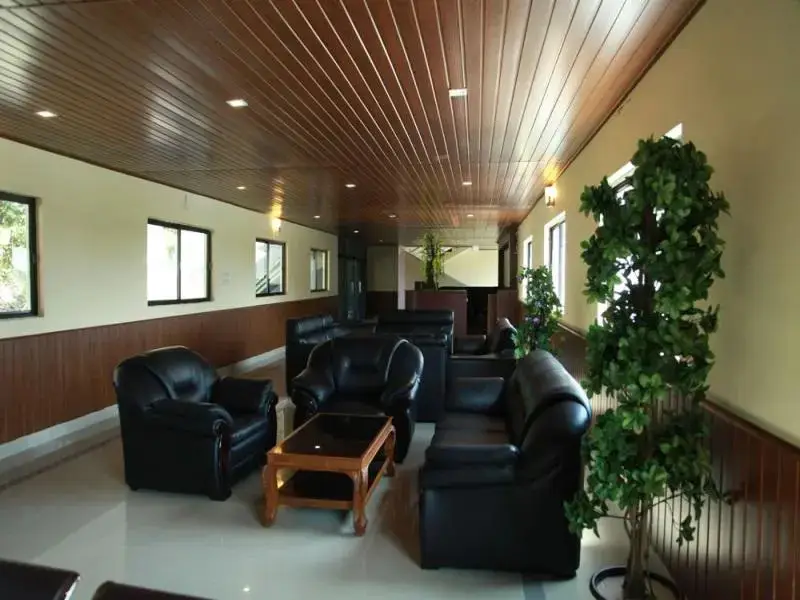 Муннар: Munnar Black Forest Resort