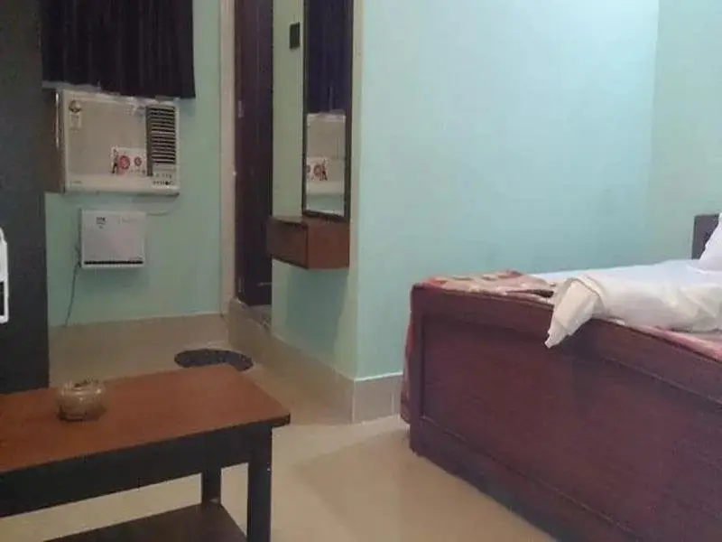 Бхубанешвар: Hotel Nirmal Inn