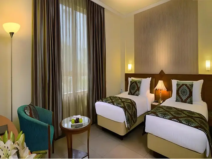 Бангалор: JP Cordial Hotel