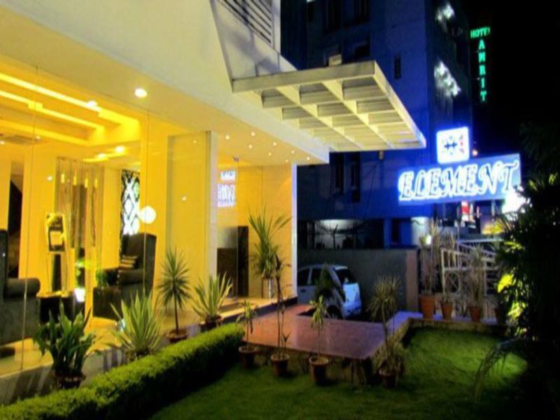 Ранчи: Hotel Element