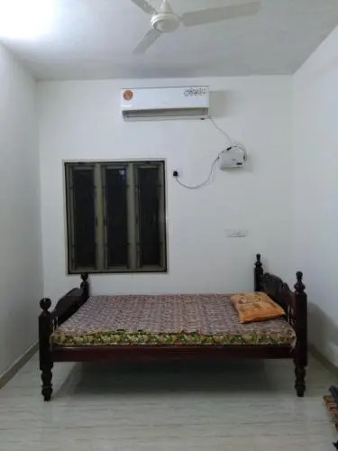 Charu's Guest House — фото 1