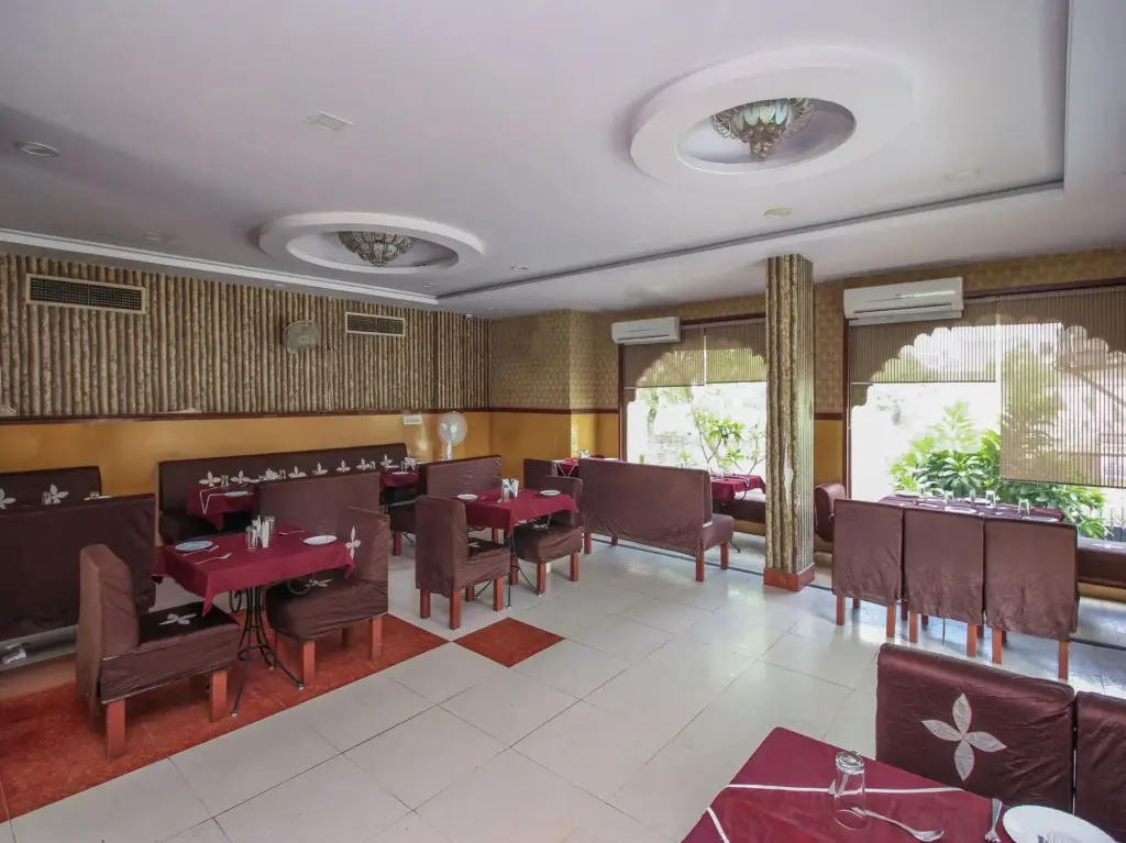 Джайпур: Mahal Rajwada Resort