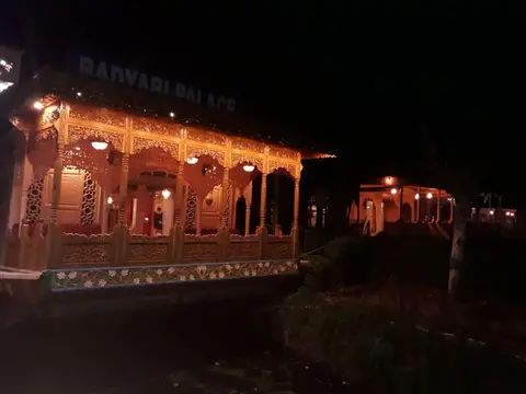 Badyari Palace Group of Houseboat — фото 1