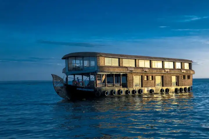 Аллеппи: Harmony Houseboats