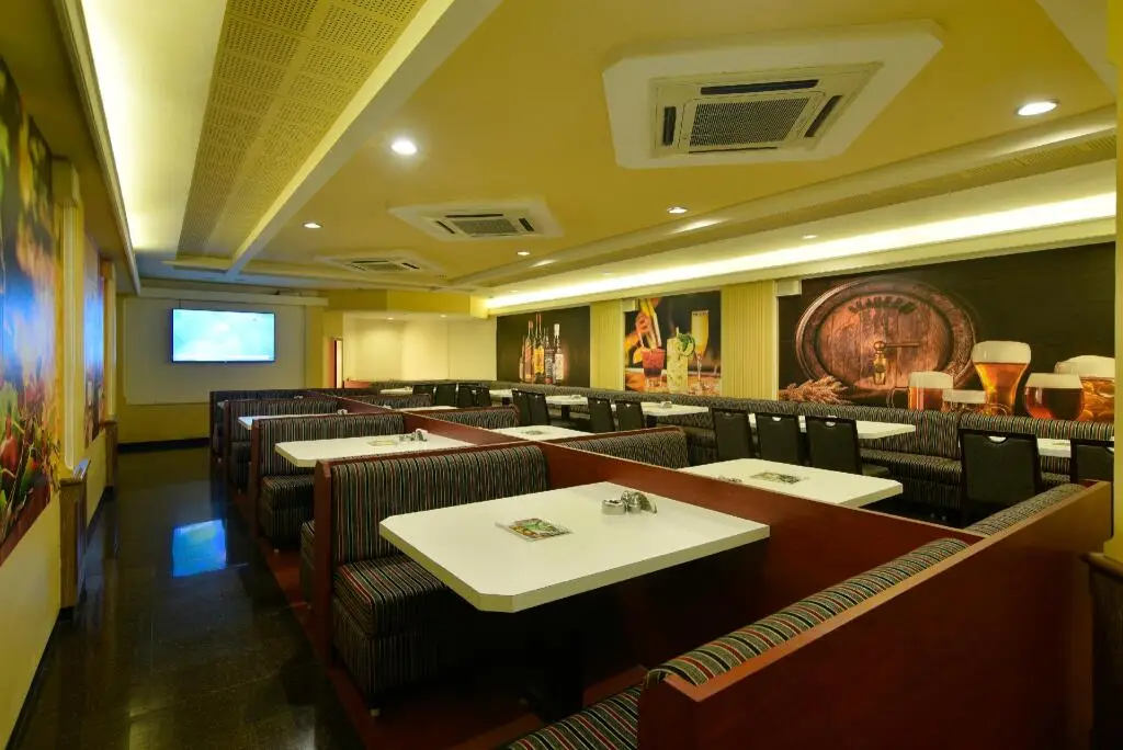 Нашик: Panchavati Elite Inn
