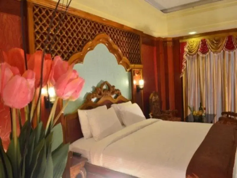 Пури: Hotel Lucky India Royal Heritage