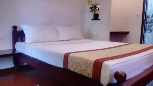Cherthala: Marari Umapathi Beach Villa