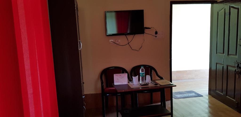 Чубаттакхал: Garhwali Inn