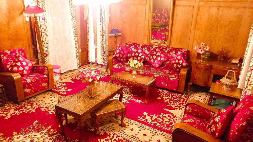 Persian Group of Houseboats — фото 1