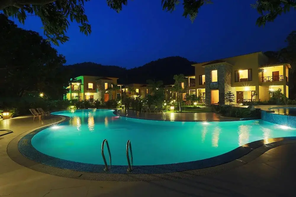 Наинитал: Corbett Mango Bloom Spa Resort