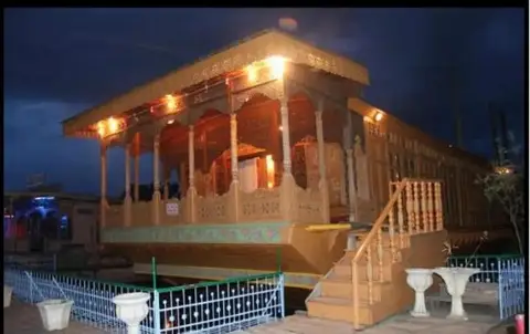 De Laila House Boat (Marketed By Sterling) — фото 1