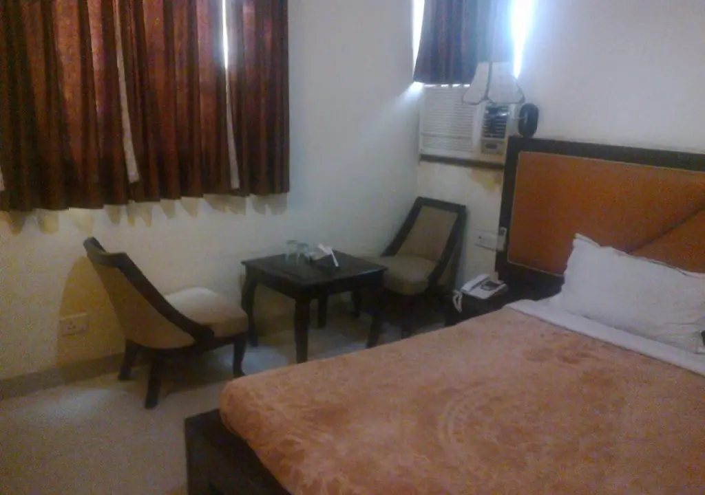 Нью-Дели: OYO 27812 Hotel Shobha Residency