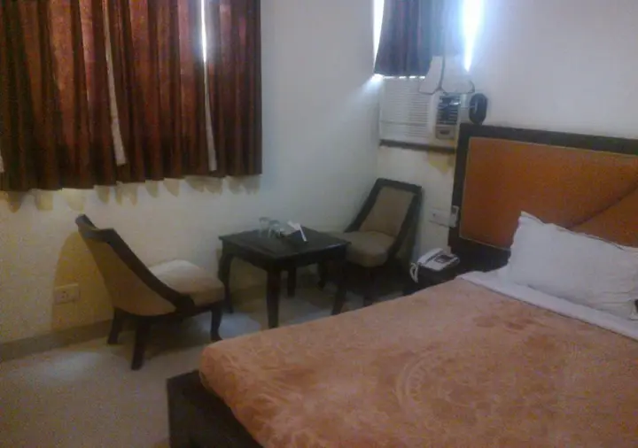 Нью-Дели: OYO 27812 Hotel Shobha Residency