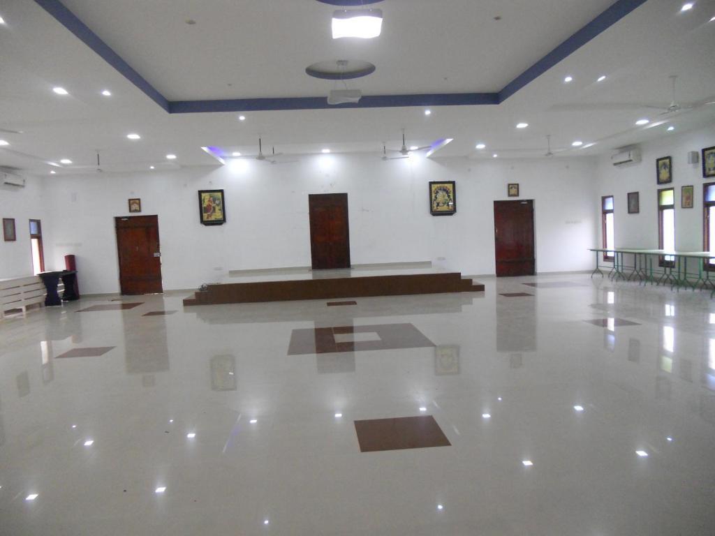 Свамималаи: Hotel Sadhabishegam