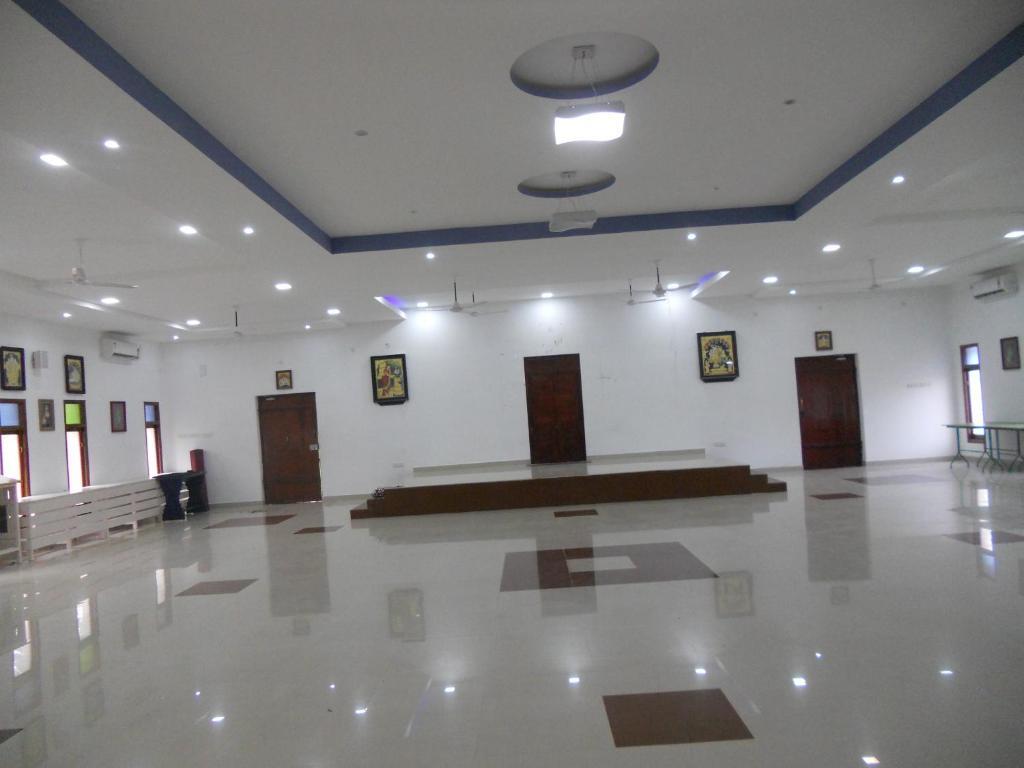 Свамималаи: Hotel Sadhabishegam