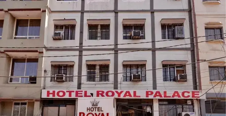 Hotel Royal Palace — фото 1