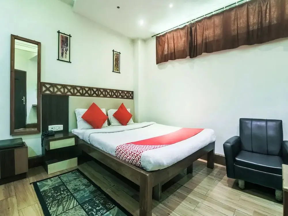 Шиллонг: Hotel Shaurya Inn by OYO Rooms
