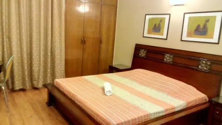 Нью-Дели: Woodpecker Apartments Hauz khas
