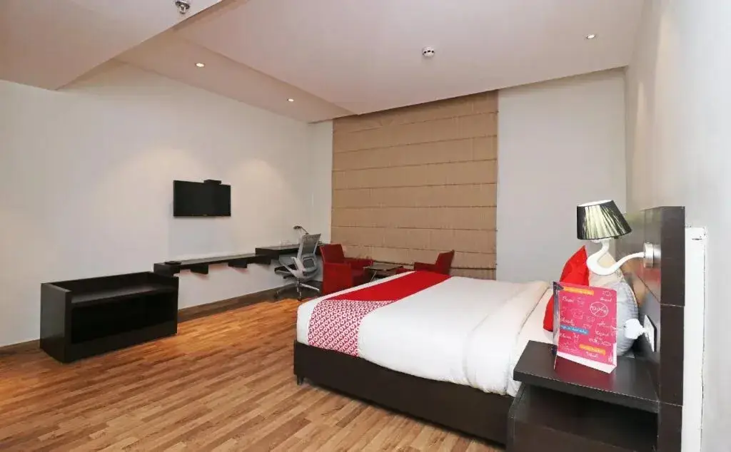 Бхивади: Joy Inn & Suites