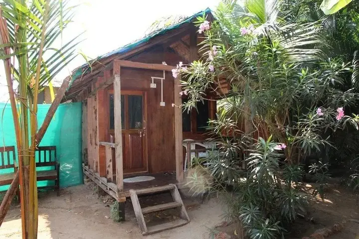 Морджим: Sea Bird Beach Cafe & Cottages