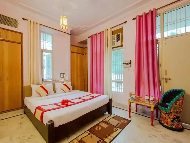 Джайпур: OYO 1060 Hotel Rahwaas