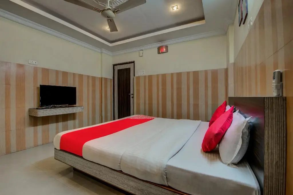 Гувахати: OYO 3356 Hotel Green Valley