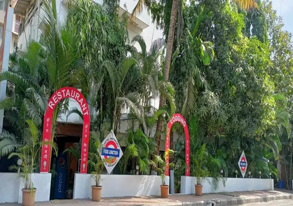 Hotel Geetanjali St Bus Stand Panvel — фото 1