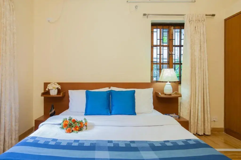 Бенаулим: Mistral Holidays