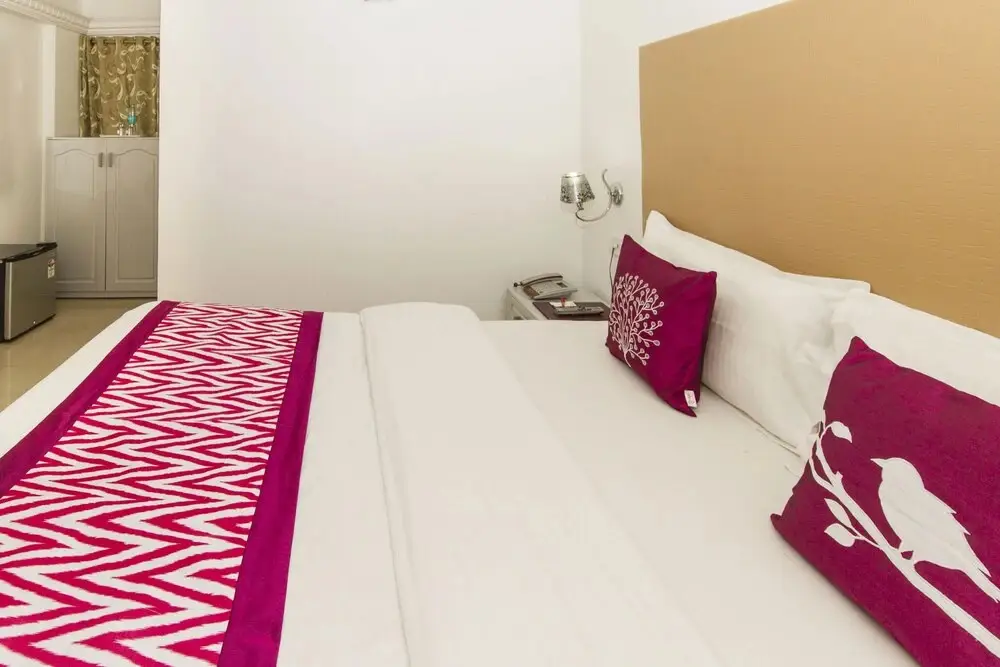 Бангалор: OYO 347 Hotel Fiesta Grand