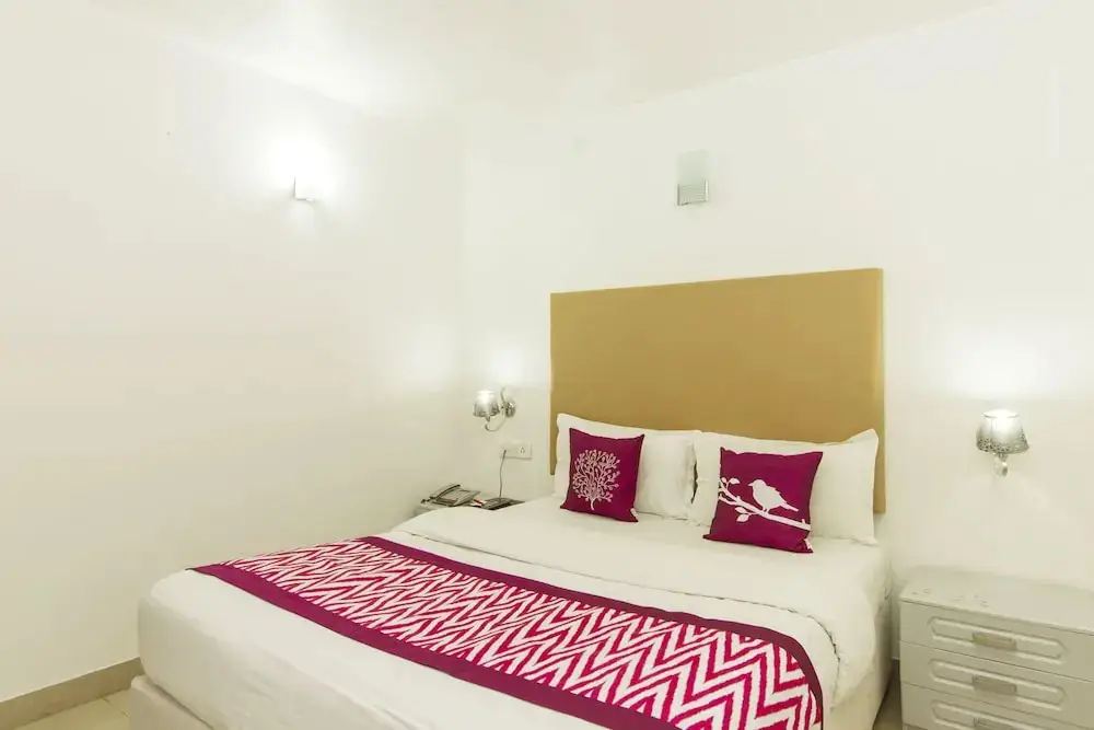 Бангалор: OYO 347 Hotel Fiesta Grand