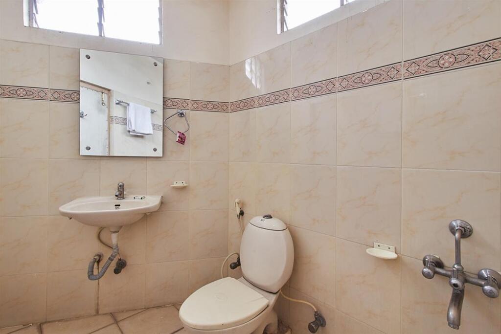 Хидерабад: Hotel O Padmini Near Lakdikapool Metro Station