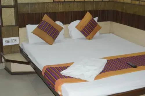 Нью-Дели: OYO 19475 Vijay Inn