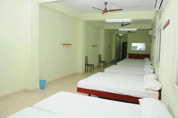 Мадурай: OYO 19959 Hotel Radhakrishna