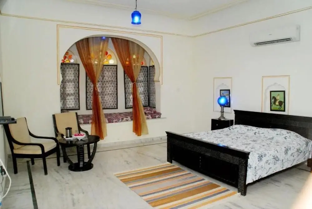 Джайпур: Hotel Dhula Garh