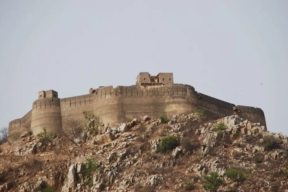 Джайпур: Hotel Dhula Garh