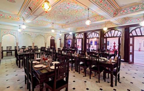 Джайпур: Hotel Dhula Garh