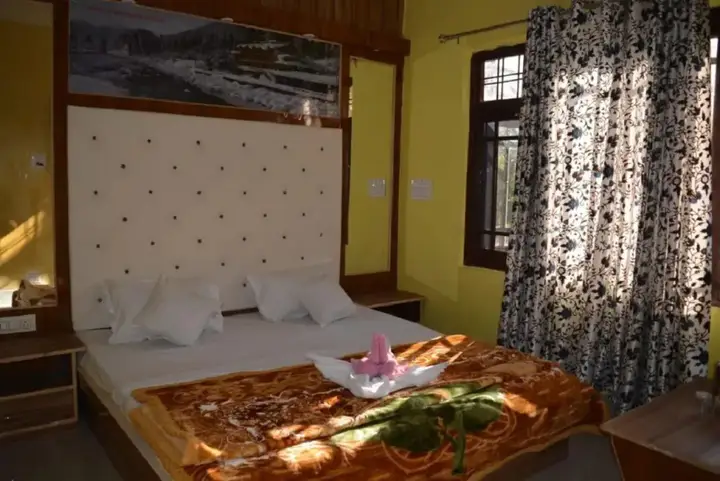 Шринагар: Hotel Hilal Palace