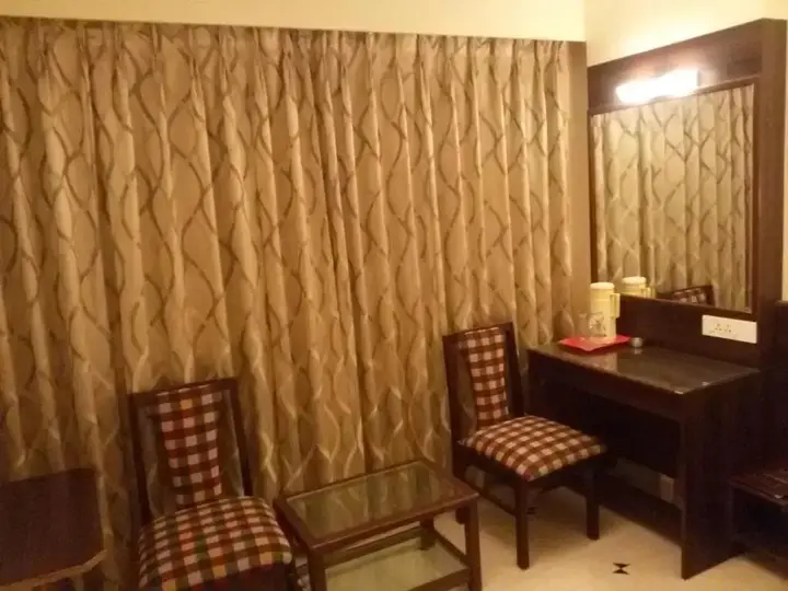 Колхапур: Hotel Green Land Elegant
