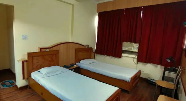 Нью-Дели: YMCA Tourist Hostel