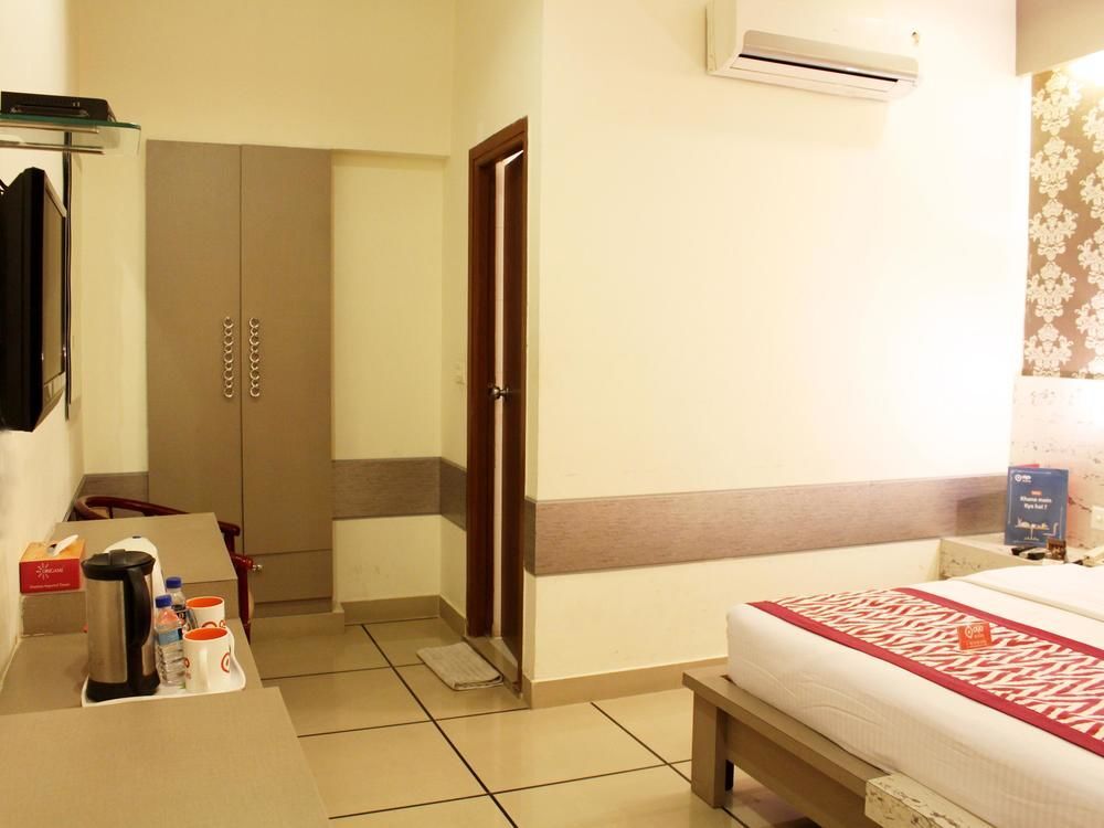 Карнал: Hotel Gian Residency