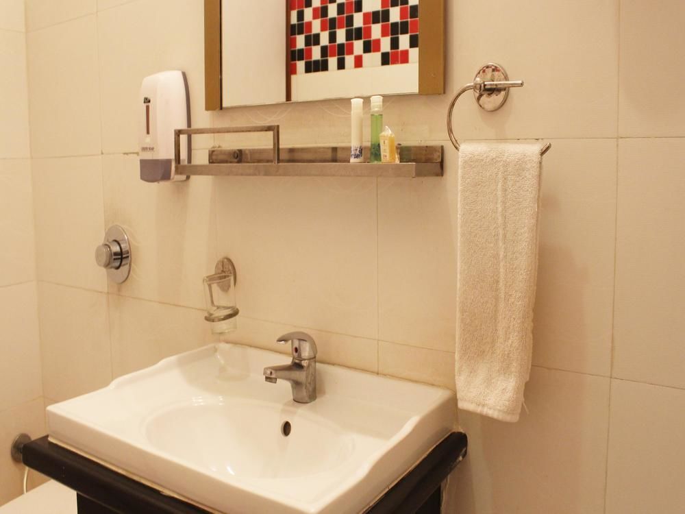 Карнал: Hotel Gian Residency